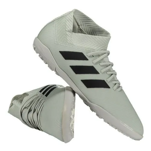 Chuteira adidas nemeziz tango 2025