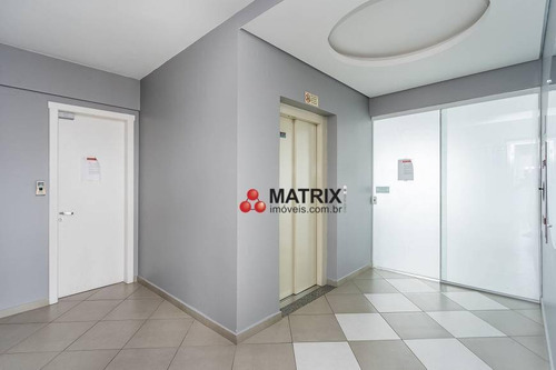 Ótimo Apartamento Com 2 Dormitórios À Venda, 60 M² Por R$ 269.000 - Capão Raso - Curitiba/pr - Ap6698