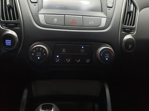 Imagem 13 de 15 de Hyundai Ix35 Gl 2.0 16v 2wd Flex Aut. 2018/2019