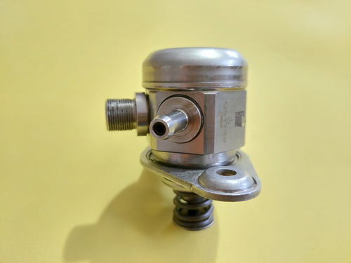 Bomba De Alta Presion Mercedes Clase C 15-19 A2740700501 (Usado)