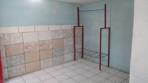 Imagen 2 de 7 de Habitacion En Lugar Seguro Y Tranquilo Con Cochera