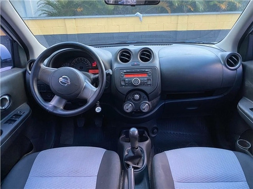 Nissan March 1.6 S 16v Flex 4p Manual