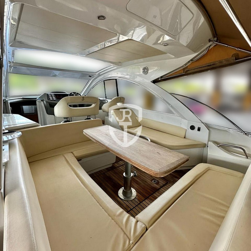 Lancha Beneteau 40 Gt 2017 (com Plataforma Submergível)