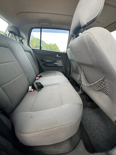 Volkswagen Crossfox 1.6 MI FLEX 8V 4P MANUAL