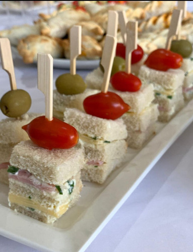 Servicio De Catering Y Lunch , Para Todo Tipo De Evento