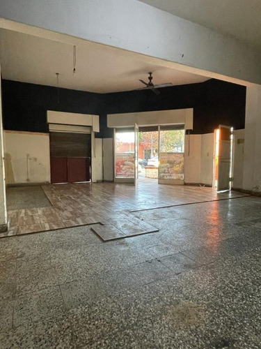 Local En Venta En Moron Sur