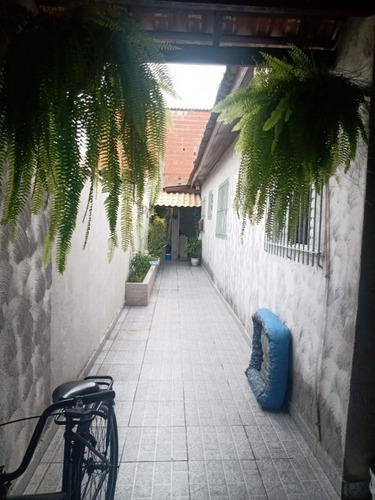 Imagem 3 de 12 de Casa 2 Quartos Caraguatatuba - Sp - Vila Portal Das Flores - Zcp30
