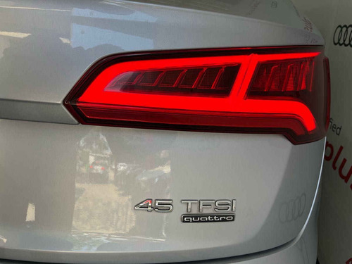 Audi Q5 2.0 L T Select Dsg