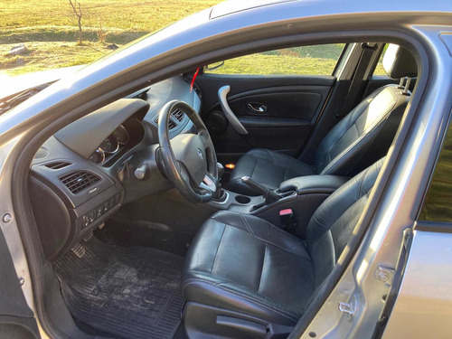 Renault Fluence 2.0 Dynamique 2012