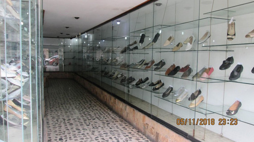 Comercial En Venta En El Centro Maracay Codigo 21- 11418 Jla