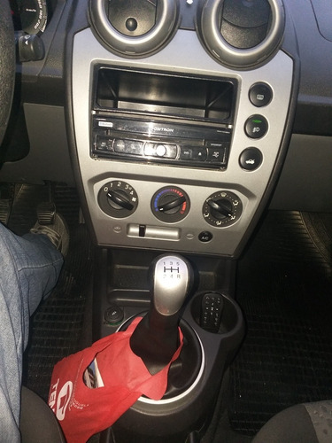 Ford Fiesta 2013 1.6 16v Se Flex 5p