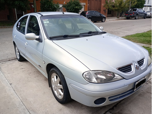 Renault Megane 1.6 16v