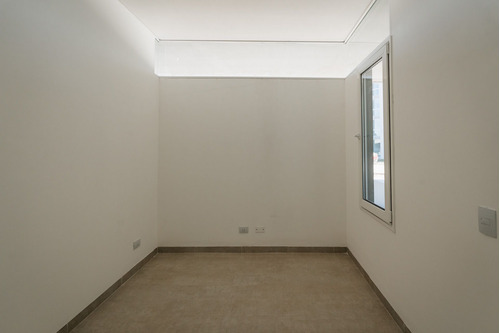 Townhouse En Alquiler En Luciérnagas 5 Ambientes