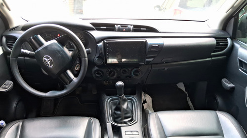 Toyota Hilux 2.8 Std Narrow Cab. Dupla 4x4 Tdi 4p