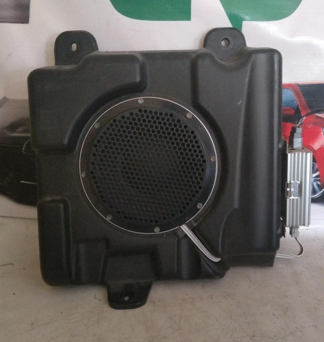 Amplificador  Subwoofer Ford Escape 2008-2009