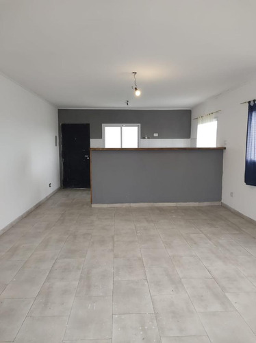 Imagen 3 de 9 de Casa A Estrenar Dos Ambientes En Hermoso Barrio