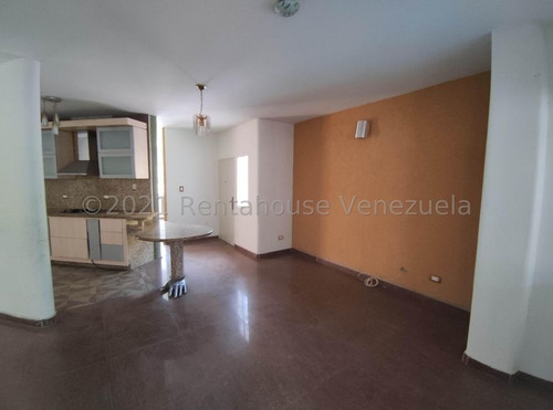 Imagen 4 de 17 de Casa En Venta En El Limon Maracay Aragua 22-14660 Irrr