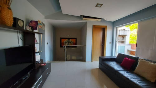 Imagen 23 de 30 de Townhouse En Venta Valles De Camoruco, Remodelado, Isomar Gubaira Remax Cod15614