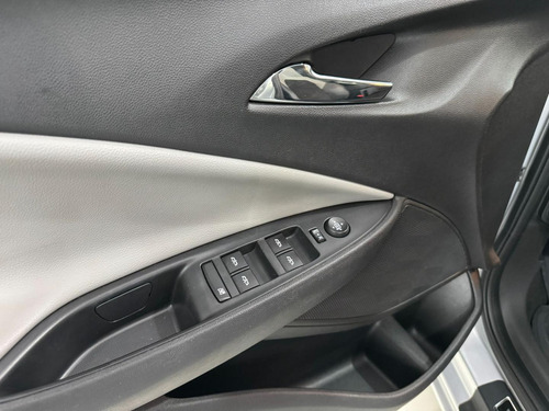 Chevrolet Onix plus Onix Plus 10tat Pr1