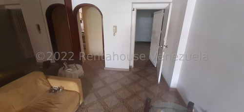 Imagen 9 de 18 de Ofc Venta De Cómodo Apartamento En La Parroquia Altagracia / 22-24274