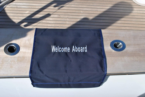 Boardingmat 20  Navy Welcome Aboard Sunbrella