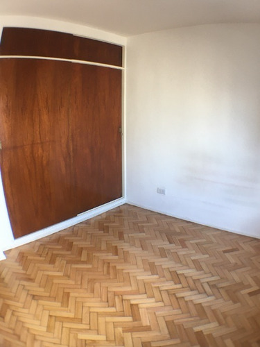 Imagen 8 de 14 de Departamento 2 Ambientes Frente Balcón Venta Almagro