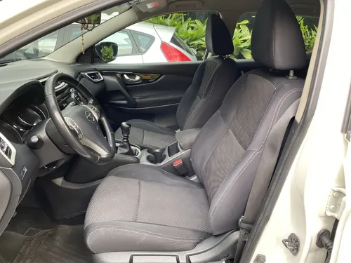 Nissan Qashqai 2.0 Advance 4x2 2015