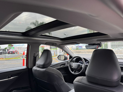 Toyota Camry 2.5 Hev Xle