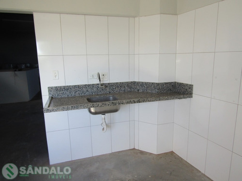 Imagem 13 de 30 de Barracão Para Alugar - 00156.012