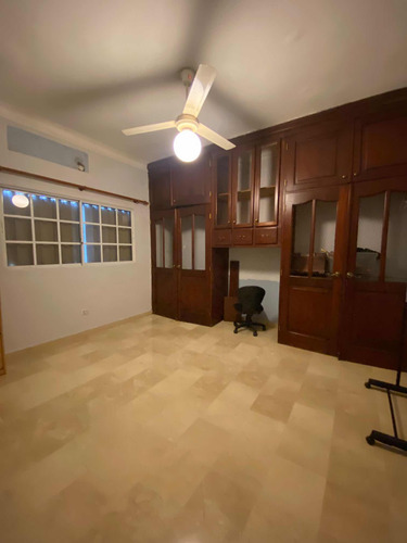 Majestuosa Casa En Altos De Arroyo Hondo 3