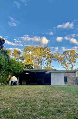 Venta Casa En Atlántida A Pasos De La Rambla