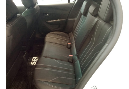Imagen 6 de 15 de Peugeot Nuevo 208 Feline Tiptronic