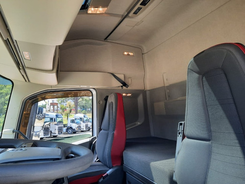 Volvo Fh-540 Globetrotter I-shift 6x4 Prata 2018 / 2019 !!!!