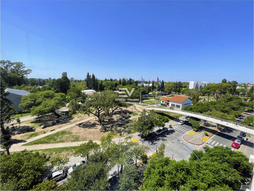 Imagen 5 de 25 de Venta. Nueva Cordoba. Espectacular Piso Completo 200 Mts Propios Frente A Parque Las Tejas