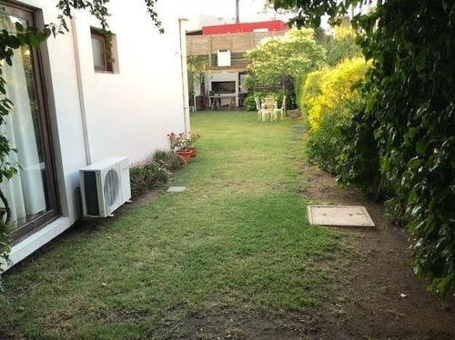 Casa En Venta De 3 Dormitorios En Pinares