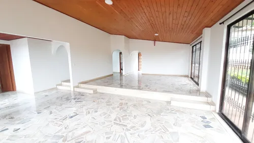 Se Alquila Casa Campestre En La Buitrera