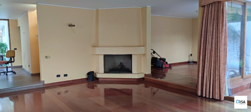 Imagen 9 de 30 de Maravillosa Casa En Sector Exclusivo De Lo Barnechea