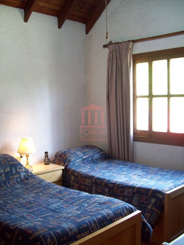 Chalet A Pocas Cuadras Del Mar En Venta- Ref: 540