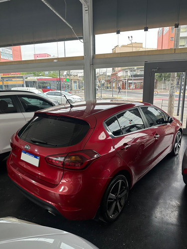 Kia Cerato 2.0 Sx At6 5 p