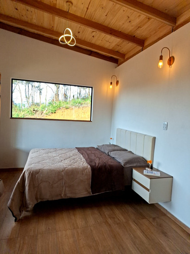 Refúgio Isolado Com Cachoeira, Vista Incrível, Casa Mobiliad