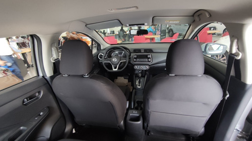Imagen 12 de 14 de Nissan Versa Sense Cvt