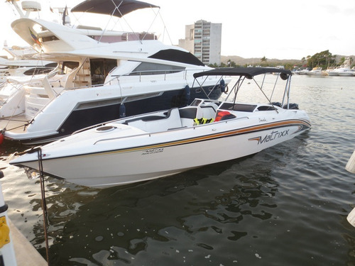 Imagen 5 de 15 de Botes Y Canoa