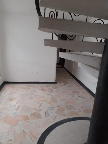 Se Vende Apartamento Duplex En El Centro De Armenia