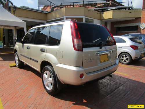 Nissan X-trail 2.5 S Basica