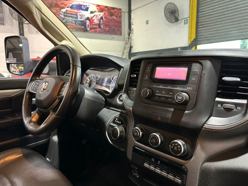 Ram 3500 Caja Seca
