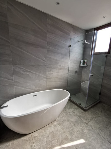 Imagen 12 de 22 de Oportunidad!! Hermosa Y Luminosa Casa Moderna En Chicureo