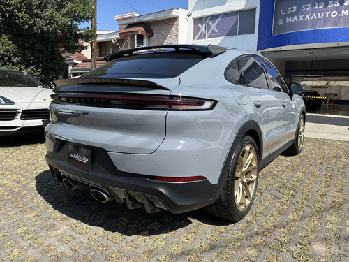 Porsche Cayenne Turbo Gt 2024 Gris