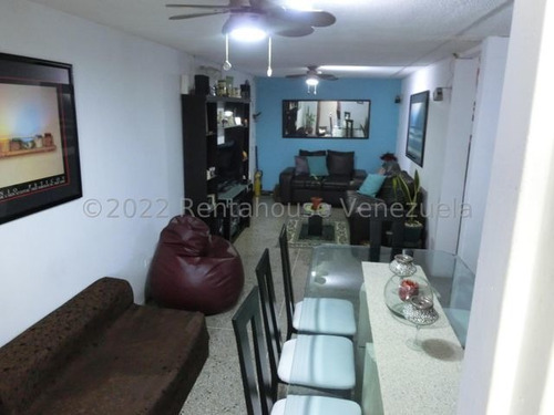 Imagen 5 de 13 de Apto En Venta 22-19330 Daisbelis Tarazona 0424-2925931