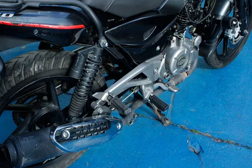 Bajaj Pulsar 180 Ug Pro 2015