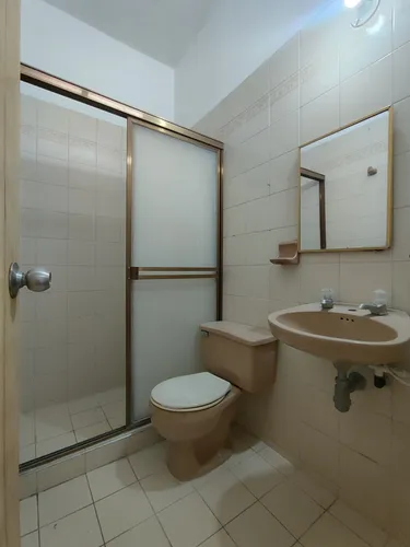 Casa En Arriendo En Avenida Libertadores. Cod A27264